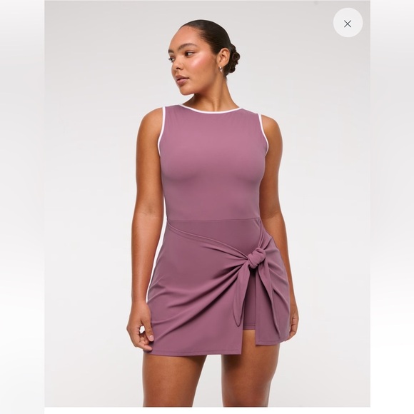 Abercrombie | YPB Tie Game Dress - Picture 2 of 7